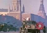 Standbild armor Parade Moskau Russland Sowjetunion, 1974, aus Sekunde 4 historischem Filmmaterial Videoclip 65675059491