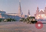 Standbild armor Parade Moskau Russland Sowjetunion, 1974, aus Sekunde 6 historischem Filmmaterial Videoclip 65675059491