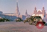 Standbild armor Parade Moskau Russland Sowjetunion, 1974, aus Sekunde 7 historischem Filmmaterial Videoclip 65675059491