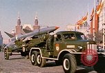 Standbild armor Parade Moskau Russland Sowjetunion, 1974, aus Sekunde 13 historischem Filmmaterial Videoclip 65675059491