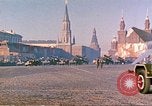 Standbild armor Parade Moskau Russland Sowjetunion, 1974, aus Sekunde 19 historischem Filmmaterial Videoclip 65675059491
