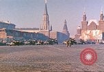 Standbild armor Parade Moskau Russland Sowjetunion, 1974, aus Sekunde 20 historischem Filmmaterial Videoclip 65675059491