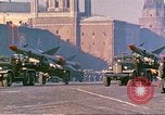 Standbild armor Parade Moskau Russland Sowjetunion, 1974, aus Sekunde 23 historischem Filmmaterial Videoclip 65675059491