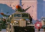 Standbild armor Parade Moskau Russland Sowjetunion, 1974, aus Sekunde 28 historischem Filmmaterial Videoclip 65675059491