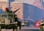 Standbild armor Parade Moskau Russland Sowjetunion, 1974, aus Sekunde 34 historischem Filmmaterial Videoclip 65675059491