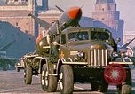 Standbild armor Parade Moskau Russland Sowjetunion, 1974, aus Sekunde 37 historischem Filmmaterial Videoclip 65675059491