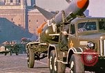Standbild armor Parade Moskau Russland Sowjetunion, 1974, aus Sekunde 38 historischem Filmmaterial Videoclip 65675059491