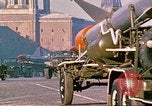 Standbild armor Parade Moskau Russland Sowjetunion, 1974, aus Sekunde 39 historischem Filmmaterial Videoclip 65675059491