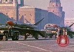 Standbild armor Parade Moskau Russland Sowjetunion, 1974, aus Sekunde 42 historischem Filmmaterial Videoclip 65675059491