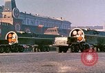 Standbild armor Parade Moskau Russland Sowjetunion, 1974, aus Sekunde 62 historischem Filmmaterial Videoclip 65675059491