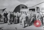 Standbild American 8th Air Force B-17 Bombers erste schwere Tageslicht-Bombardierung raid England, Vereinigtes Königreich, 1942, aus Sekunde 34 historischem Filmmaterial Videoclip 65675059496