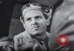 Standbild American 8th Air Force B-17 Bombers erste schwere Tageslicht-Bombardierung raid England, Vereinigtes Königreich, 1942, aus Sekunde 52 historischem Filmmaterial Videoclip 65675059496