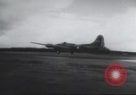 Standbild Brigadier General Ira Eaker Vereinigtes Königreich, 1942, aus Sekunde 55 historischem Filmmaterial Videoclip 65675059499