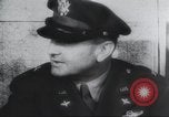 Standbild Brigadier General Ira Eaker Führer von Amerikas erste schwere Bombardierung Mission in Zweiten Weltkrieg Vereinigtes Königreich, 1942, aus Sekunde 40 historischem Filmmaterial Videoclip 65675059500