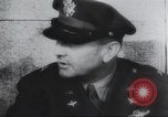 Standbild Brigadier General Ira Eaker Führer von Amerikas erste schwere Bombardierung Mission in Zweiten Weltkrieg Vereinigtes Königreich, 1942, aus Sekunde 55 historischem Filmmaterial Videoclip 65675059500