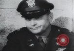 Standbild Brigadier General Ira Eaker Führer von Amerikas erste schwere Bombardierung Mission in Zweiten Weltkrieg Vereinigtes Königreich, 1942, aus Sekunde 58 historischem Filmmaterial Videoclip 65675059500