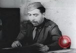 Standbild Intelligenz debriefing England, 1942, aus Sekunde 8 historischem Filmmaterial Videoclip 65675059501