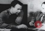 Standbild Intelligenz debriefing England, 1942, aus Sekunde 48 historischem Filmmaterial Videoclip 65675059501