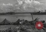 Image Destruction sur l'île Wakde de raid aérien japonais Wakde Island Nouvelle Guinée, 1944, de la seconde 36 séquences d'archives historiques vidéo 65675059508
