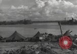 Image Destruction sur l'île Wakde de raid aérien japonais Wakde Island Nouvelle Guinée, 1944, de la seconde 37 séquences d'archives historiques vidéo 65675059508
