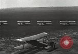 Standbild Army Air Corps DH-4-Flugzeuge Dayton Ohio USA, 1926, aus Sekunde 17 historischem Filmmaterial Videoclip 65675059512