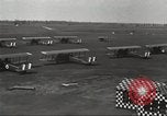 Standbild Army Air Corps DH-4-Flugzeuge Dayton Ohio USA, 1926, aus Sekunde 32 historischem Filmmaterial Videoclip 65675059512