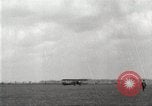 Standbild MB-2s Flugzeuge Dayton Ohio USA, 1926, aus Sekunde 10 historischem Filmmaterial Videoclip 65675059517