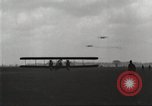 Standbild MB-2s Flugzeuge Dayton Ohio USA, 1926, aus Sekunde 11 historischem Filmmaterial Videoclip 65675059517