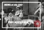 Standbild evakuieren Babys Philadelphia Pennsylvania USA, 1942, aus Sekunde 20 historischem Filmmaterial Videoclip 65675059545