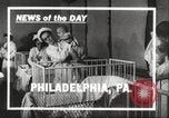 Standbild evakuieren Babys Philadelphia Pennsylvania USA, 1942, aus Sekunde 21 historischem Filmmaterial Videoclip 65675059545