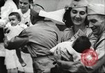 Standbild evakuieren Babys Philadelphia Pennsylvania USA, 1942, aus Sekunde 40 historischem Filmmaterial Videoclip 65675059545