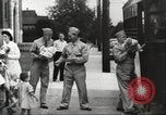 Standbild evakuieren Babys Philadelphia Pennsylvania USA, 1942, aus Sekunde 44 historischem Filmmaterial Videoclip 65675059545