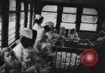 Standbild evakuieren Babys Philadelphia Pennsylvania USA, 1942, aus Sekunde 54 historischem Filmmaterial Videoclip 65675059545