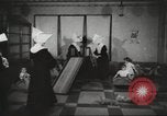 Standbild evakuieren Babys Philadelphia Pennsylvania USA, 1942, aus Sekunde 59 historischem Filmmaterial Videoclip 65675059545