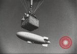 Standbild Luft Ballon California United States USA, 1942, aus Sekunde 24 historischem Filmmaterial Videoclip 65675059546