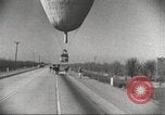 Standbild Luft Ballon California United States USA, 1942, aus Sekunde 44 historischem Filmmaterial Videoclip 65675059546