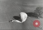Standbild Luft Ballon California United States USA, 1942, aus Sekunde 58 historischem Filmmaterial Videoclip 65675059546