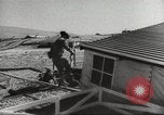 Standbild Anti Aircraft guns United States USA, 1942, aus Sekunde 15 historischem Filmmaterial Videoclip 65675059549