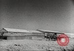 Standbild Anti Aircraft guns United States USA, 1942, aus Sekunde 29 historischem Filmmaterial Videoclip 65675059549