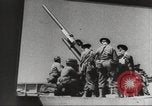 Standbild Anti Aircraft guns United States USA, 1942, aus Sekunde 35 historischem Filmmaterial Videoclip 65675059549