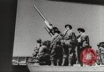 Standbild Anti Aircraft guns United States USA, 1942, aus Sekunde 36 historischem Filmmaterial Videoclip 65675059549
