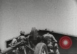 Standbild Anti Aircraft guns United States USA, 1942, aus Sekunde 44 historischem Filmmaterial Videoclip 65675059549
