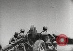 Standbild Anti Aircraft guns United States USA, 1942, aus Sekunde 45 historischem Filmmaterial Videoclip 65675059549