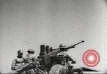 Standbild Anti Aircraft guns United States USA, 1942, aus Sekunde 47 historischem Filmmaterial Videoclip 65675059549