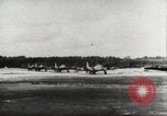 Standbild B-17 Flugzeuge europäische Theater, 1942, aus Sekunde 8 historischem Filmmaterial Videoclip 65675059552