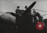 Standbild B-17 Flugzeuge europäische Theater, 1942, aus Sekunde 29 historischem Filmmaterial Videoclip 65675059552