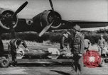 Standbild B-17 Flugzeuge europäische Theater, 1942, aus Sekunde 47 historischem Filmmaterial Videoclip 65675059552