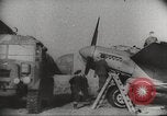 Standbild RAF-Bomber der Gruppe Nr 2 Eindhoven Niederlande, 1942, aus Sekunde 10 historischem Filmmaterial Videoclip 65675059556