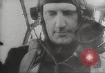 Standbild RAF-Bomber der Gruppe Nr 2 Eindhoven Niederlande, 1942, aus Sekunde 12 historischem Filmmaterial Videoclip 65675059556