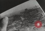 Standbild RAF-Bomber der Gruppe Nr 2 Eindhoven Niederlande, 1942, aus Sekunde 14 historischem Filmmaterial Videoclip 65675059556